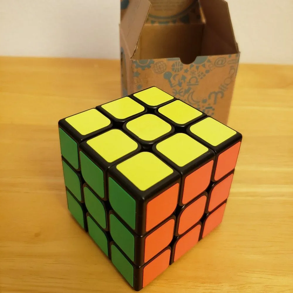 Small Fish Speed Magic Cube - Picture 7 of 9